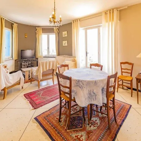 Le Rastel 3 Apartament *